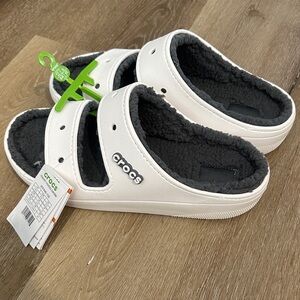Fleece lined Men’s CROCS white and gray - NWT
